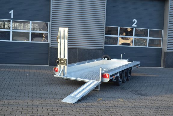 losse-oprijplaten-vlemmix-trailers-machinetransporter