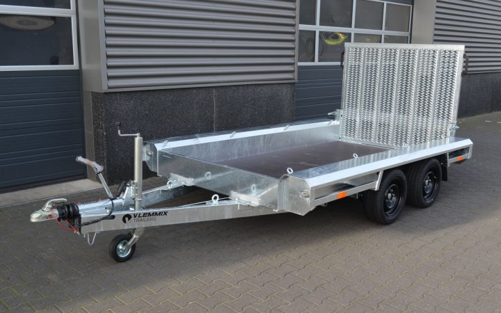 machinetransporter-vlemmix-trailers-vlemmixaanhangwagen