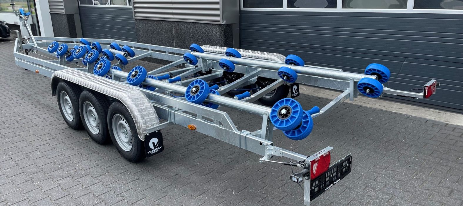 flex-roll-trailer-3-assen-8,4-meter-achterkant