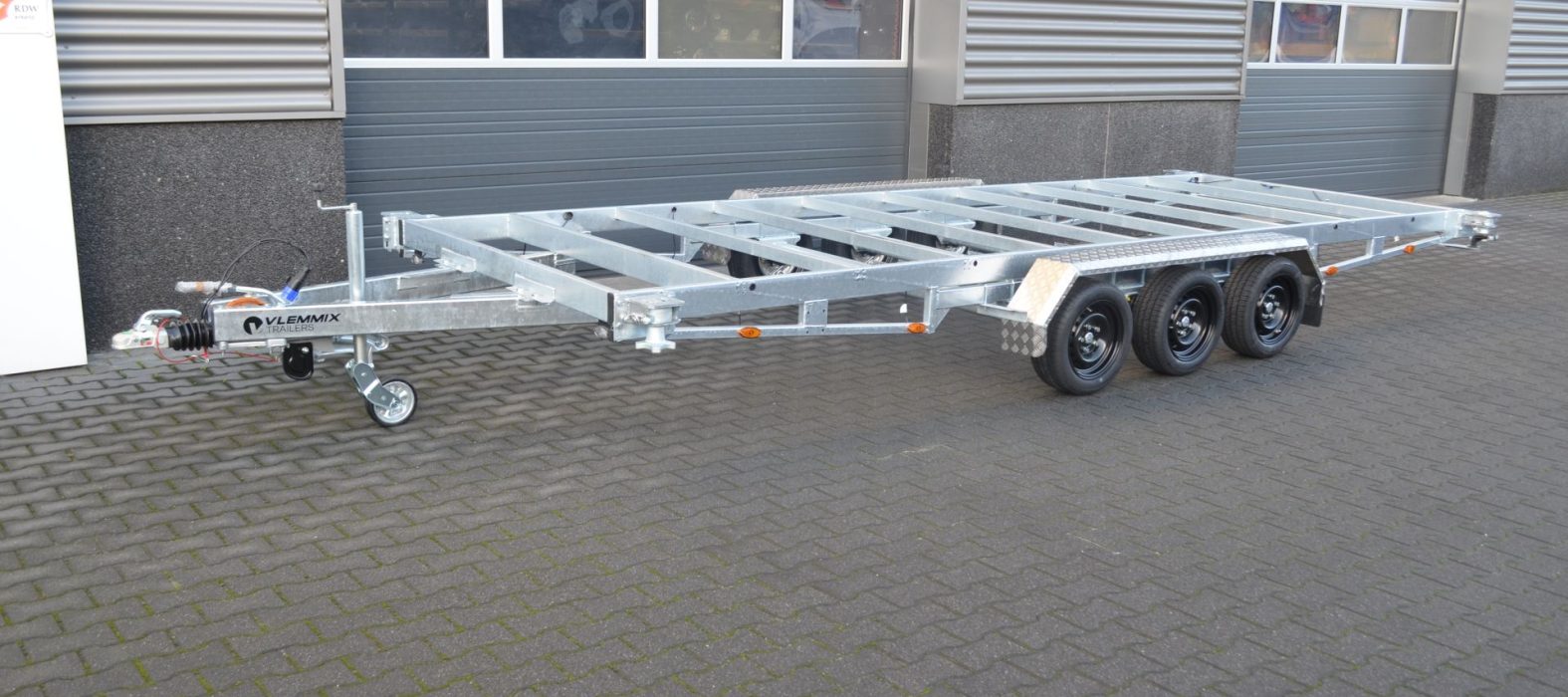 vlemmix-container-trailer-3-assen-20ft